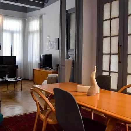 Artistic Athenian Retreat Near The Acropolis Apartment Athens